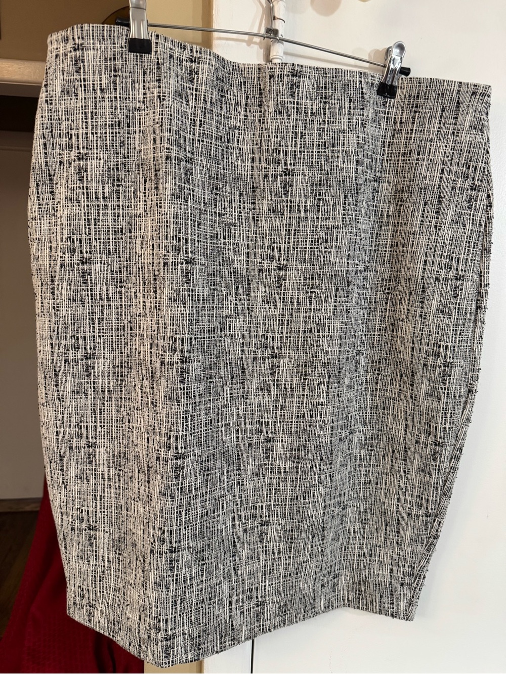Express Classic Black & White Tweed Pencil Skirt